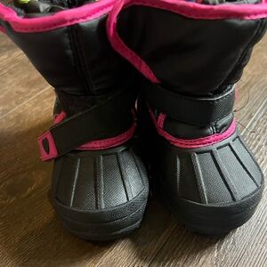 Black and Pink Winter Boots Kids 6M